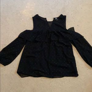 Old navy cold shoulder puffed sleeve shirt